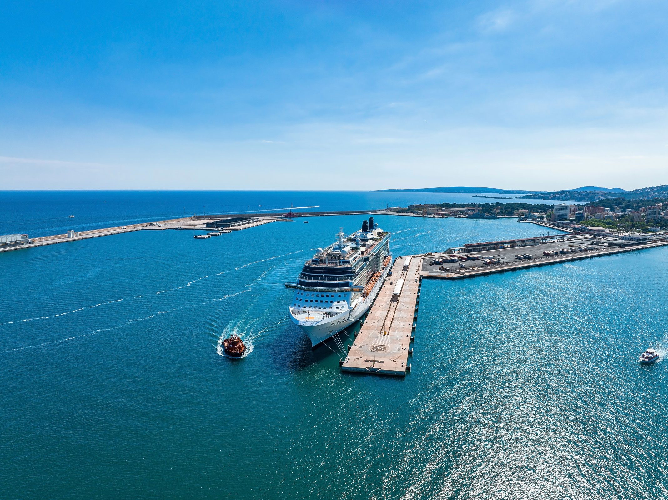 cruise ship - Air Loop Consulting - Exclusive tours